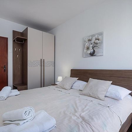 Darko Apartment Porec Exterior photo